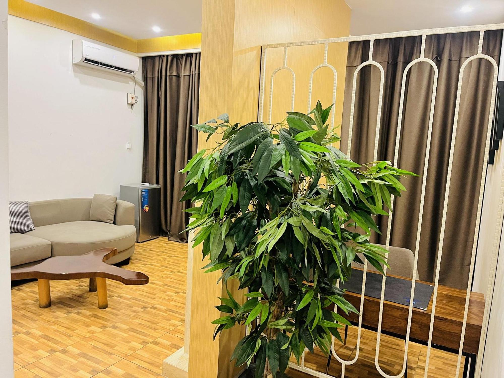 H&H Hotel Kinshasa Bagian luar foto